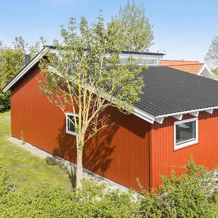 3 Bedroom Stunning In *